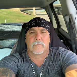 Meet your Posher, Noe